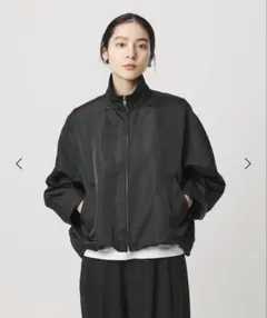 【BEAUTY &YOUTH 】ポリエステル スタンドカラー ブルゾン 未使用