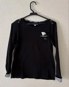 Burberry黒長袖ポケット付き