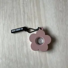 MARY QUANT 花型アイシャドウガチャガチャ