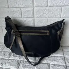 hipo様専用【レア】バーバリー ノバチェック ナイロン×本革 ハーフムーン