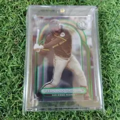 Fernando Tatis Jr. Memorabilia Card - メルカリ