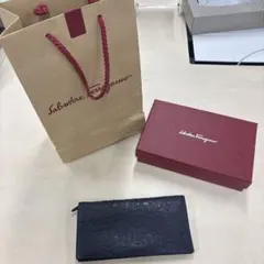 Salvatore Ferragamo 長財布 ガンチーニ ネイビーのサムネイル