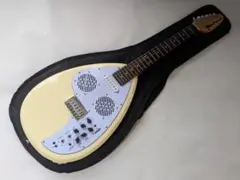 ジャンク　VOX アンプ内蔵　ベース　アパッチ　トラベルベース　エレキベース ジャンク VOX アンプ内蔵 ベース アパッチ トラベルベース
