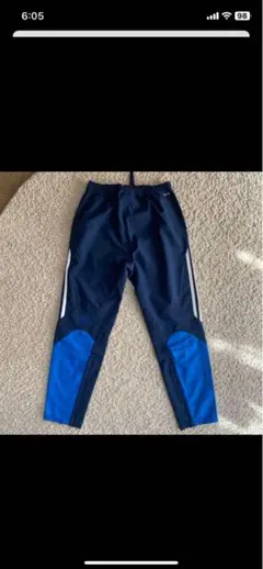 adidas キッズ　パンツ
