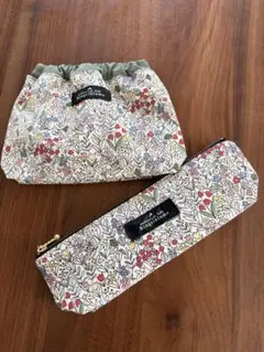花柄ポーチセット