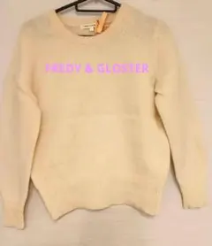 ケーブル編みニット