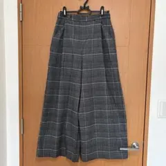 ニコアンド　グレーのワイドチェック パンツ　Mサイズ