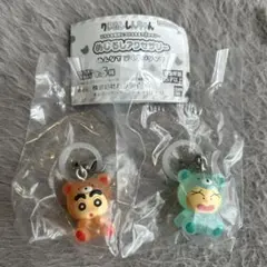 クレヨンしんちゃん めじるしアクセサリー みんなでくまパジャマ　2個セット