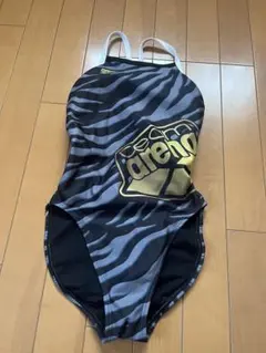 スポーツ用水着