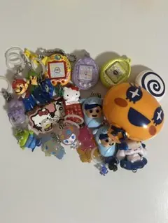 カプセルトイ・キーホルダー19個セット