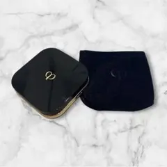 クレドポーボーテ　タンクッションエクラルミヌ　ケース