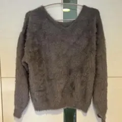 フワフワグレーVネックセーター Mサイズ