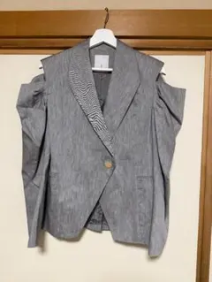 MECRE オフショルダー テーラードジャケット グレー