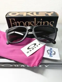 OAKLEY DOVER STREET MARKETコラボ Frogskins - メルカリ