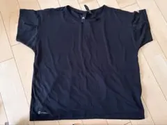 adidas Tシャツのサムネイル