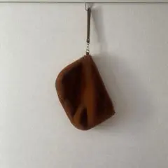 アナザーエディション　ブラウンファークラッチバッグ