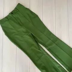 GU カットソーカラーフレアスラックス 緑