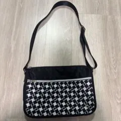 アダバット ショルダーバッグ モノトーンのサムネイル