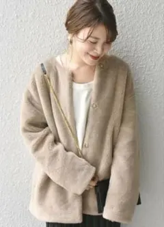 ボアノーカラーショートコート