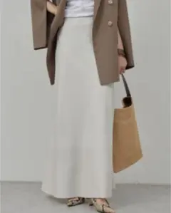 サテンマーメイドスカート