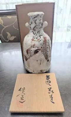 美濃焼　仙山窯　志野焼　志野銘々皿　安藤日出武　人間国宝　骨董　工芸品 美濃焼 仙山窯 志野焼 志野銘々皿 安藤日出武 人間国宝 骨董