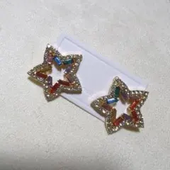 星型クリスタルピアス