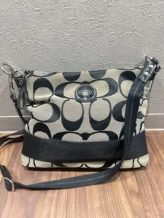 ★COACH★シグネチャー ロゴ　2wayショルダーバッグ ブラックのサムネイル