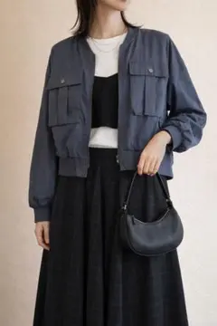 Dazy ブルーグレー ショート丈ブルゾン MA-1風 立体ポケット M