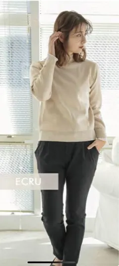 現行品　エクリュ フリル付きニット ベージュ　LL XL　※袖飾り無し