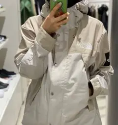 【新品】ザノースフェイス　マウンテンジャケット　マウンテンパーカー　ベージュ