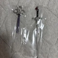 花と剣のデザインのかんざし2本セット