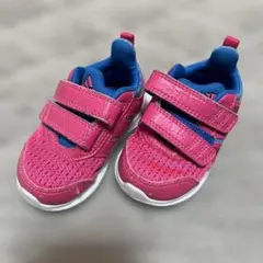 adidas ベビー シューズ　11センチ