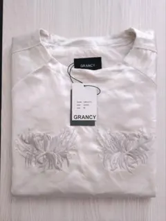 grancy tシャツ 彼岸花スカ ロンT アイボリー M - メルカリ