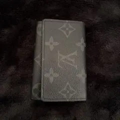 LOUIS VUITTON モノグラム・エクリプス キーケース