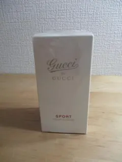 グッチ　グッチバイグッチ　プールオム　スポーツ　５０ｍｌ　ＥＤＴ　未開封品 Amazon.co.jp: グッチ グッチバイグッチ スポーツ プールオム