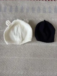 耳付きニット帽2点セット（ホワイト・ブラック）