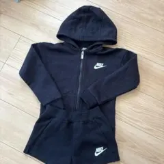 Nike ブラック フード付きジャージ 110-116cm
