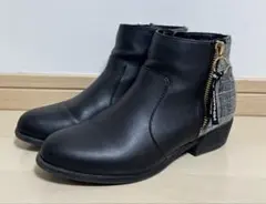 NUOVO Girl by Hawkins 22センチショートブーツ