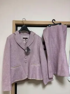 esche 上品フォーマル　セレモニー　スーツ