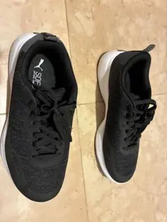 PUMA 26cm　スニーカー ブラック