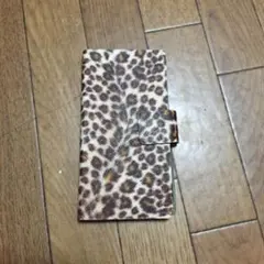 iPodtouch5世代 ヒョウ柄手帳型