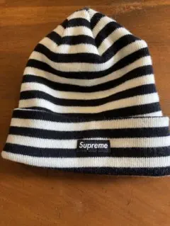 Supreme カナダ製　ボーダーニット帽　ビーニー