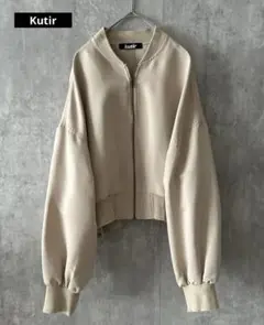 KUTIR ブルゾンジャケット　ベージュ　美品のサムネイル