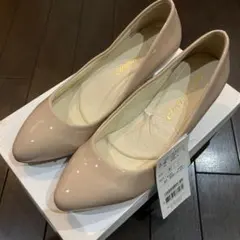 新品★ピンクベージュ エナメル ポインテッドトゥ パンプス M