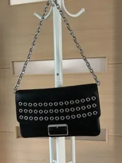 CHARLES & KEITH スタッズショルダーバッグ