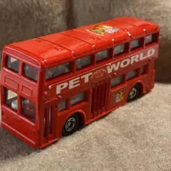 カーズ マテル ダブルデッカーバス ロンドンバス - メルカリ