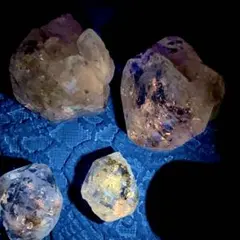 珍品！トパーズ共生標本C/黒水晶/モスコバイト/スカルドゥ産 - メルカリ