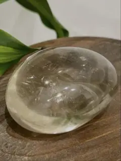 ヒマラヤ/ゴールドルチルクォーツ（細針水晶）/磨き石（ドロップ）　天然 ヒマラヤ/ゴールドルチルクォーツ（細針水晶）/磨き石（ドロップ