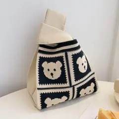 セール⭐ハンドバック　サブバッグ トートバッグ エコバッグ ニット くま 白