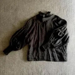 【美品】ito シャーリングブラウス ブラック リボン
